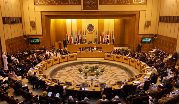 فلسطين – الجامعة العربية تدعو الرئيس ترامب إلى الوفاء بتعهداته بمنع ضم الضفة الغربية وتحقيق السلام في المنطقة