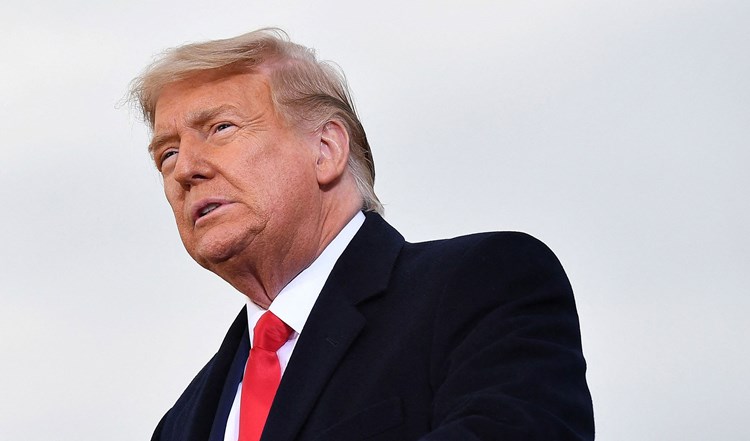 فلسطين – تدخل الرسوم الجمركية العالمية الجديدة التي فرضها ترامب حيز التنفيذ بنسبة 10%.