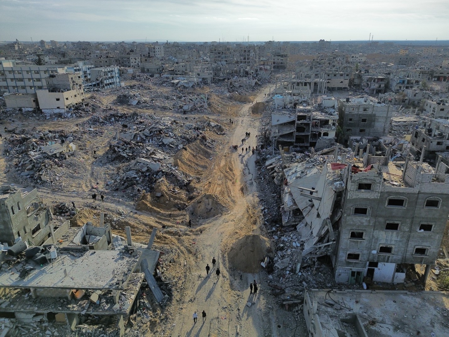 فلسطين – 28 شهيدا منذ فجر اليوم في غزة