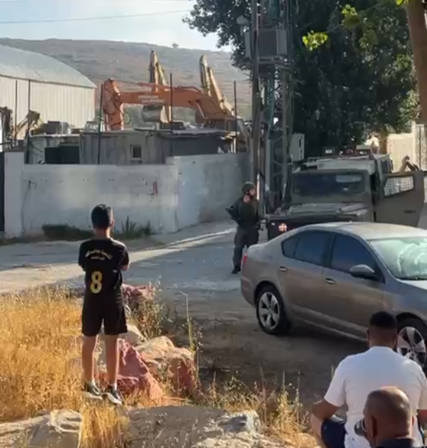 فلسطين – سلطات الاحتلال تستأنف هدم المنازل في قرية السير بالنقب