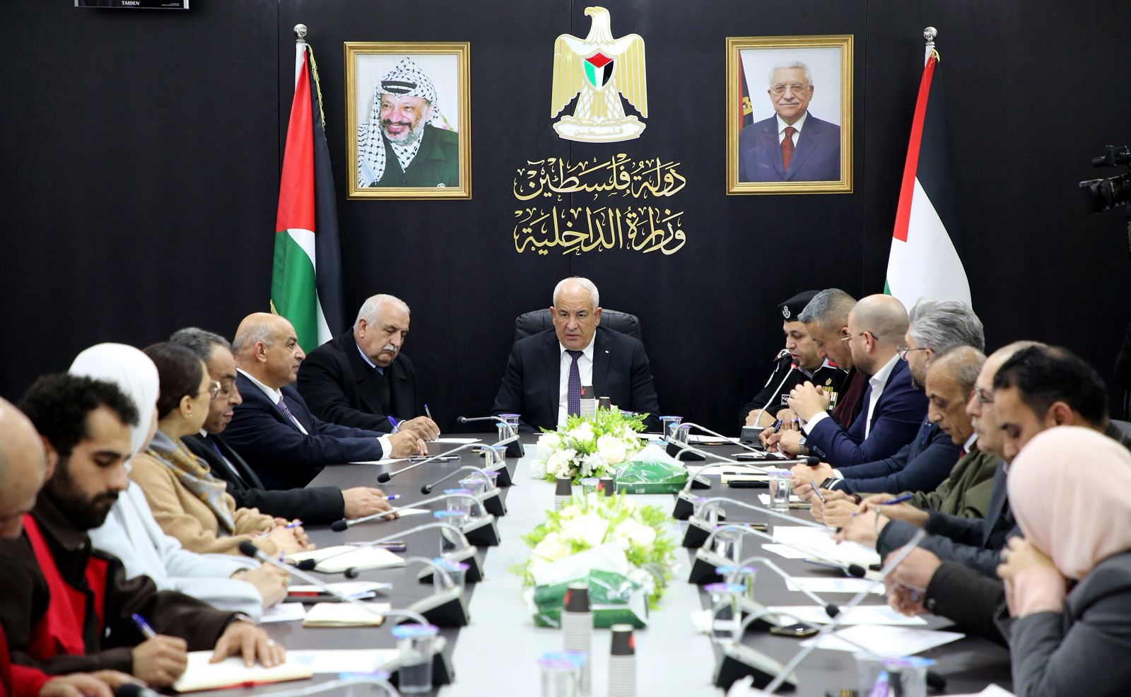 فلسطين – وزير الداخلية يترأس اجتماع المجلس الأعلى للدفاع المدني ويؤكد الاستعداد والاستجابة لحالات الطوارئ