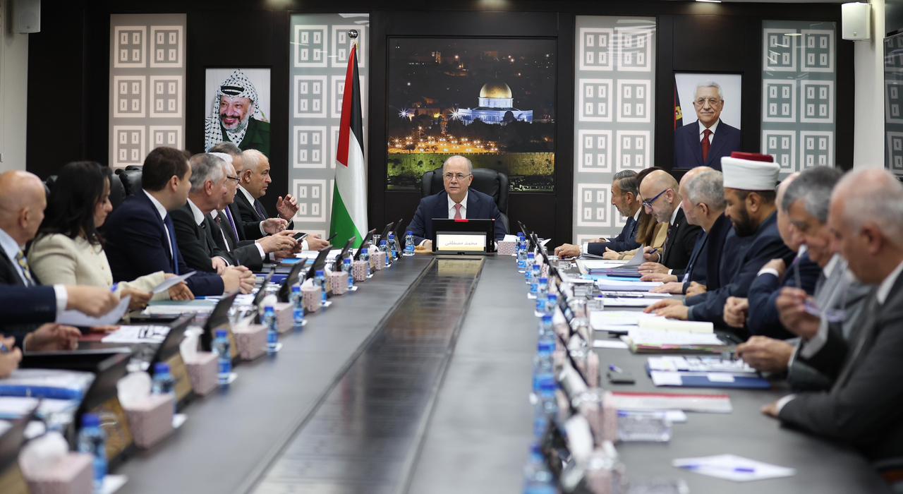 فلسطين – مصطفى يؤكد دعم كل جهد من أجل إغاثة أهلنا في غزة بما يضمن وحدة شطري الوطن