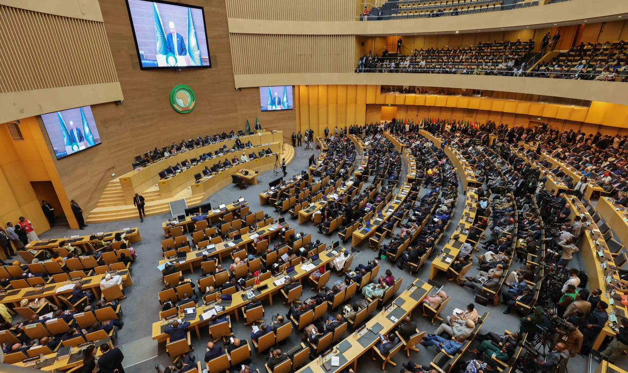 فلسطين – القمة الأفريقية تطالب بالدعم المطلق لعضوية فلسطين الكاملة وتحذر من تهجير سكان غزة