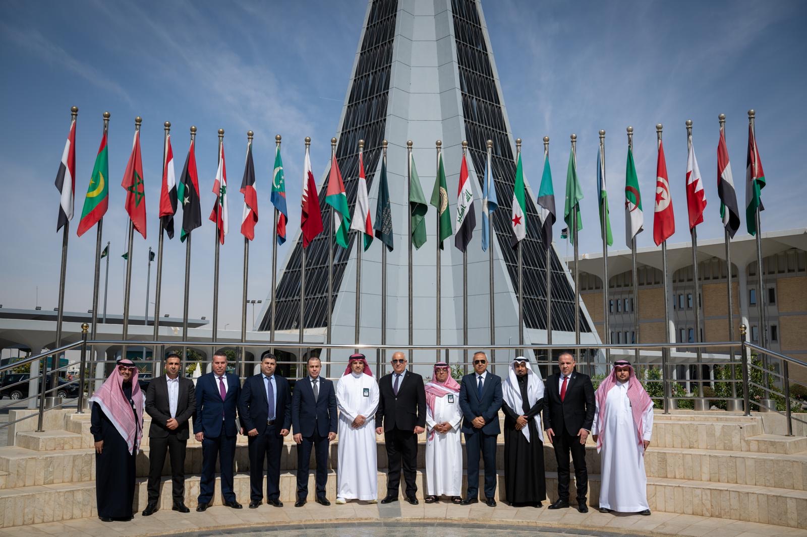 فلسطين – وزير الداخلية والوفد المرافق له يشاركون في افتتاح معرض الدفاع العالمي 2026