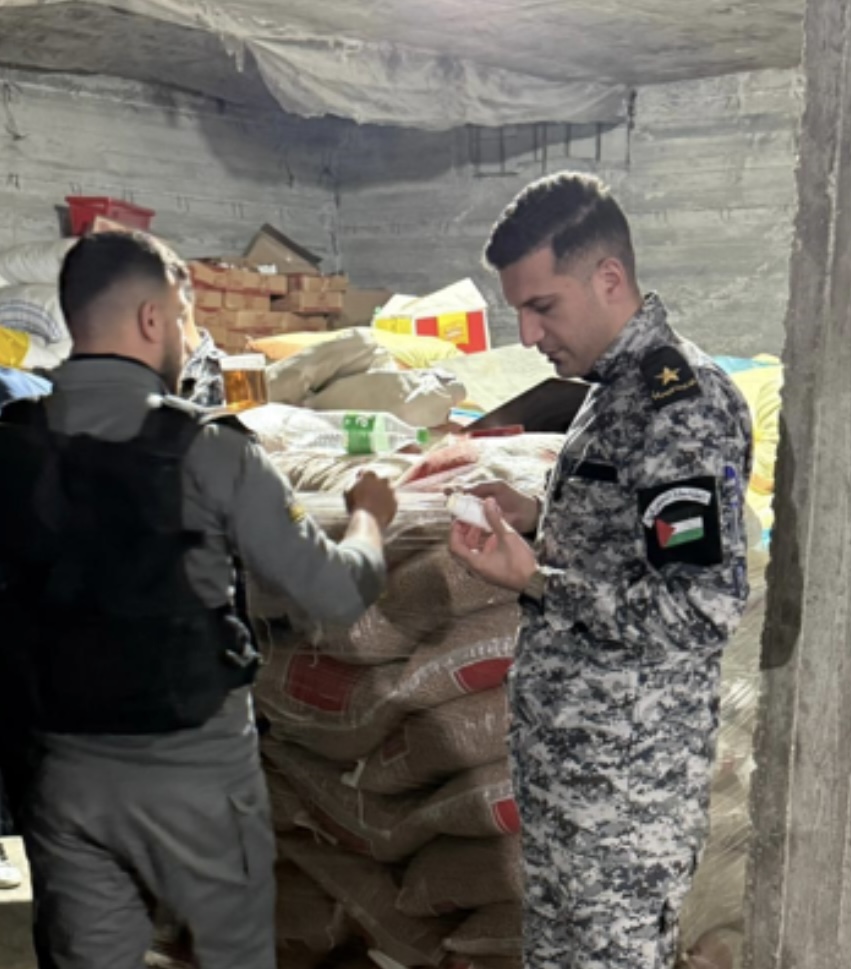 فلسطين – ضبط 3.5 طن من المواد الغذائية الفاسدة في الخليل