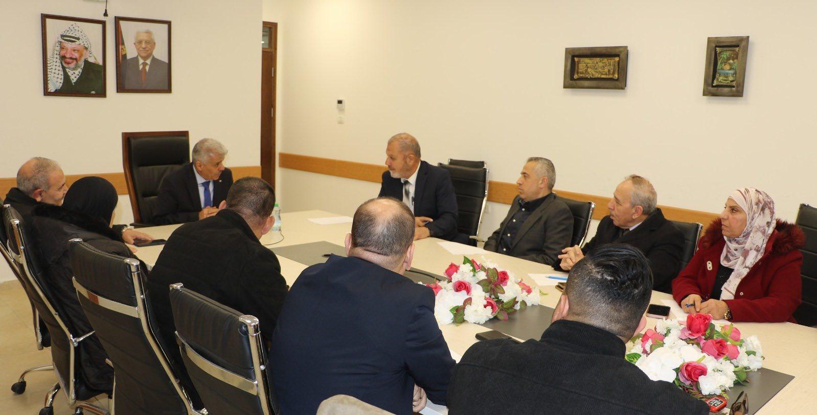 فلسطين – «التعليم» تؤكد على استمرارية التعليم وتعزيز المسؤولية المجتمعية في ظل الظروف الراهنة