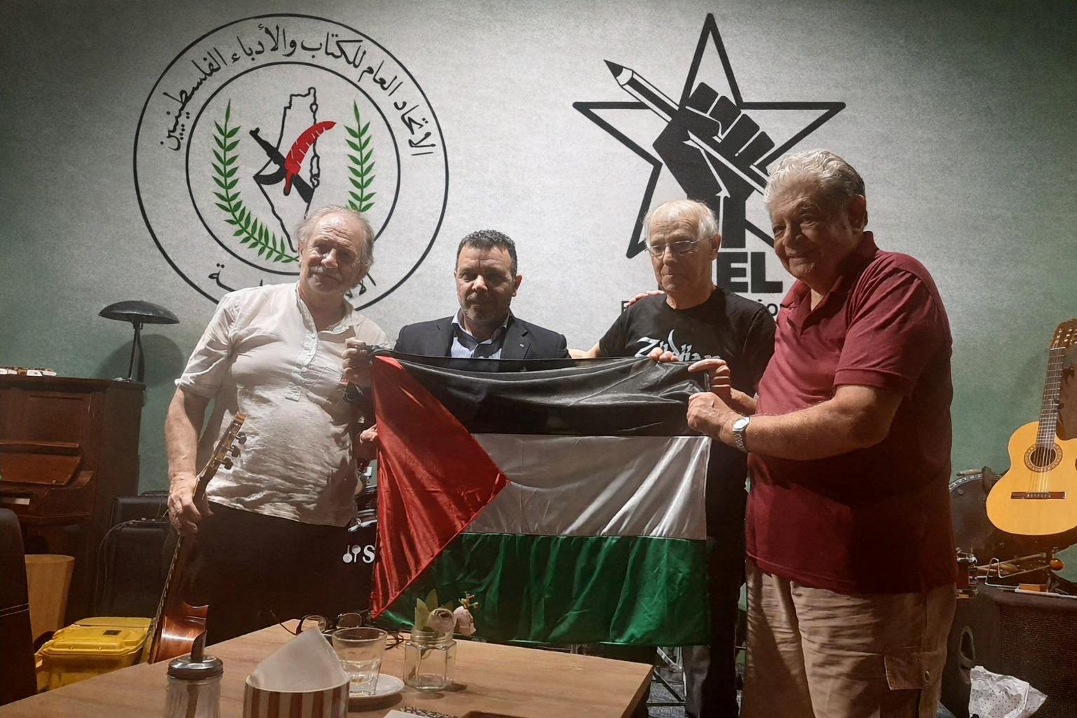 فلسطين – فلسطين تشارك في افتتاح الملتقى الدولي التاسع للكتاب “القمر ذو الزناد” في الأرجنتين