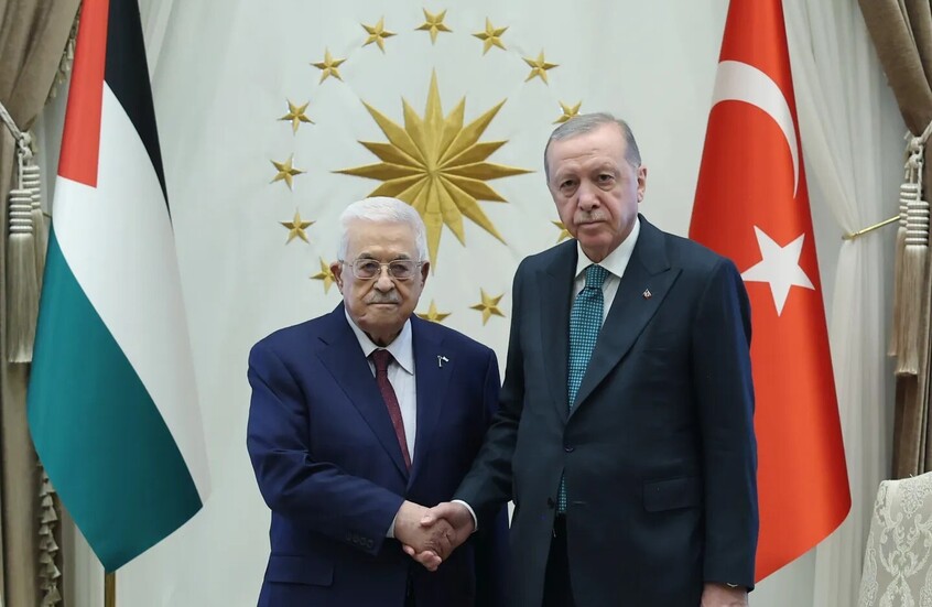 عباس يبحث مع أردوغان مستجدات الأوضاع السياسية والعدوان