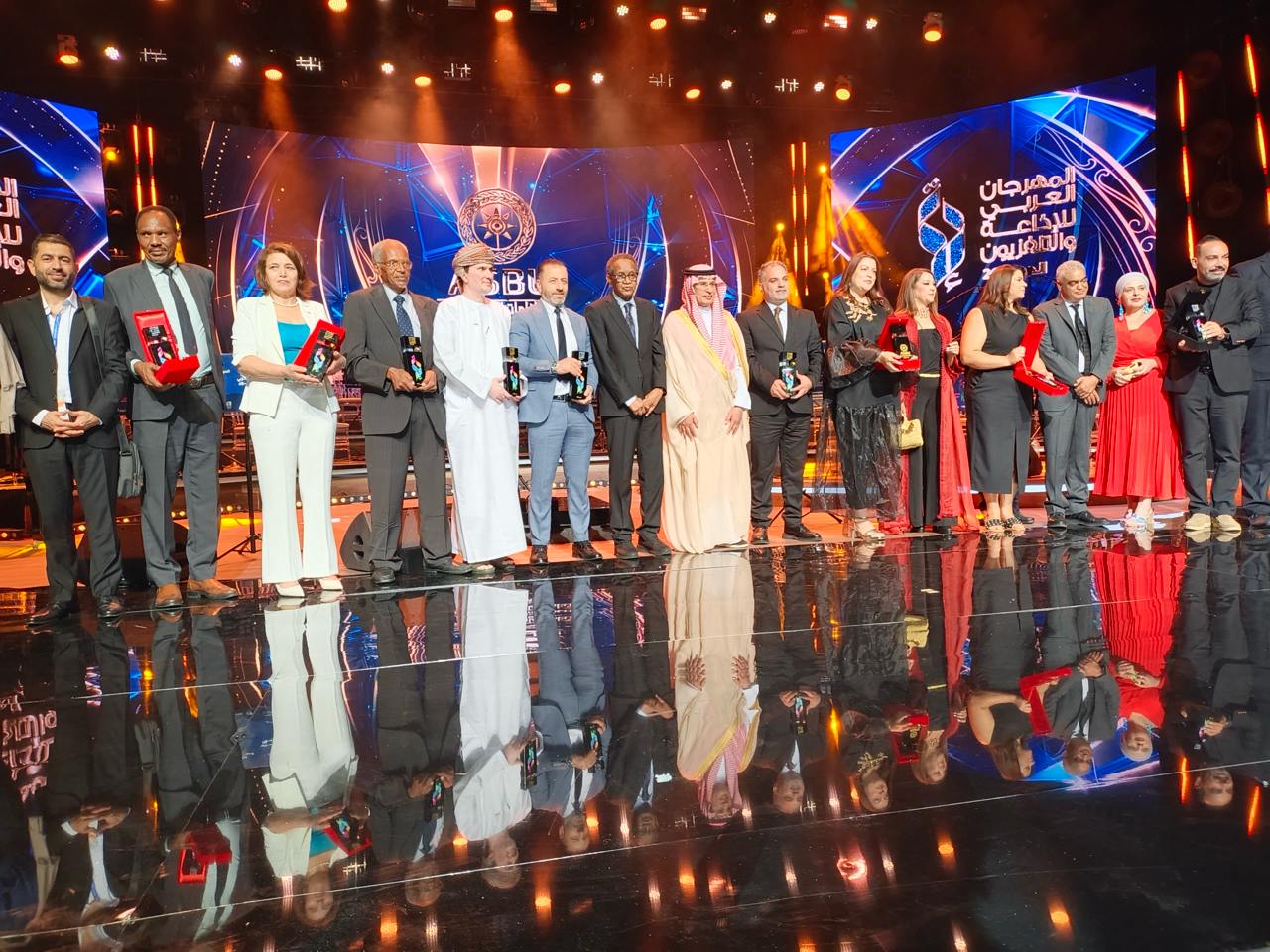 الهيئة الفلسطينية للإذاعة تفوز بـ 8 جوائز عربية